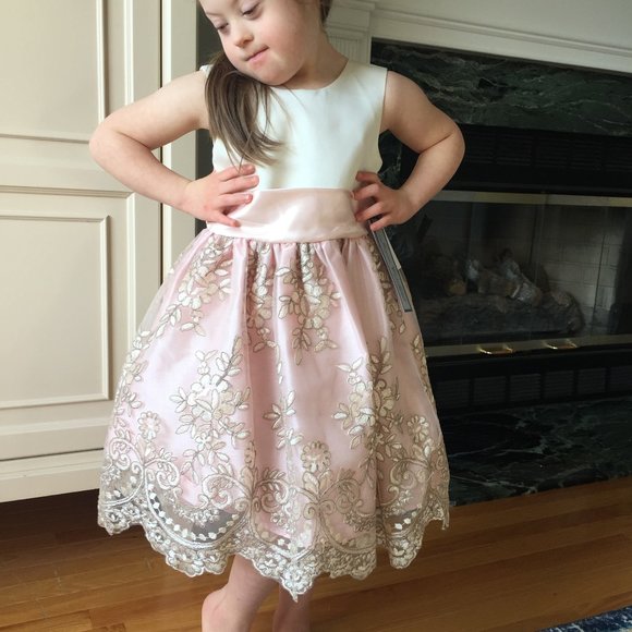 Jayne Copeland Flower Girl Dresses - Picture 2 of 12